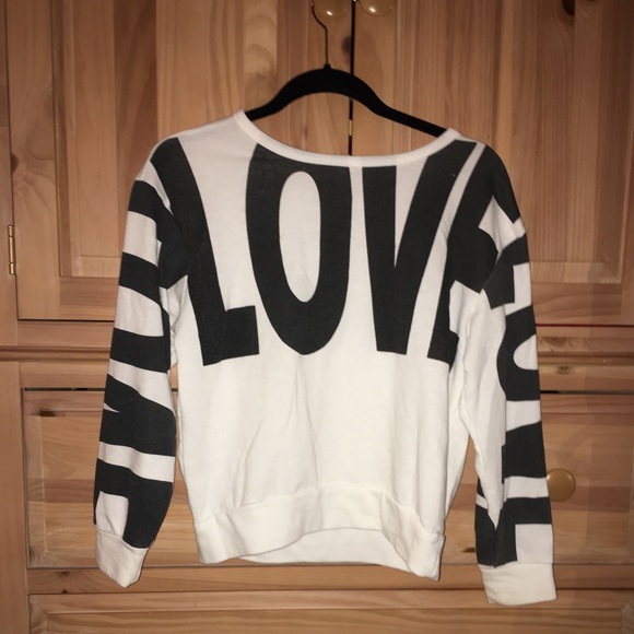 iris Tops - LOVE LOVE LOVE SWEATSHIRT